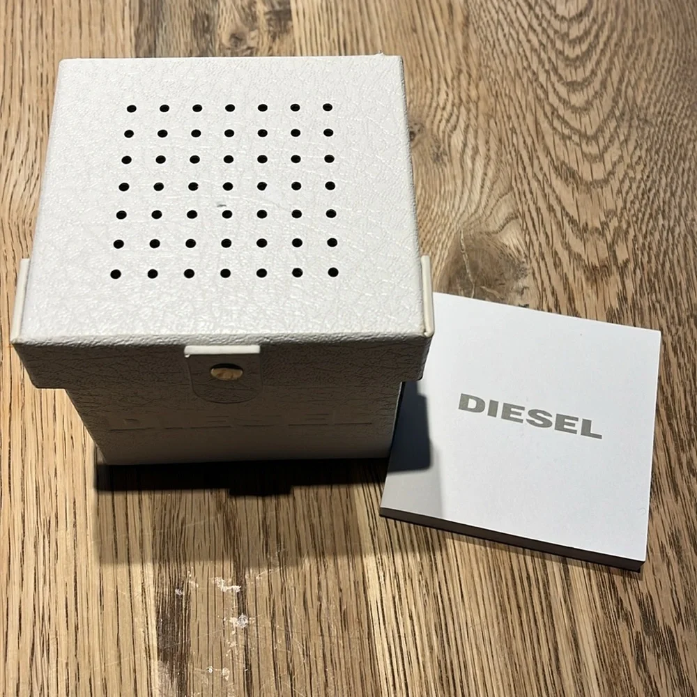 Diesel White Empty‎ Watch white Box